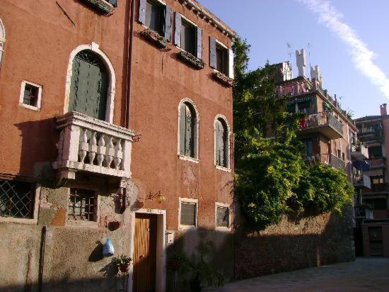 Dorsoduro461 Bed & Breakfast Veneţia Exterior foto